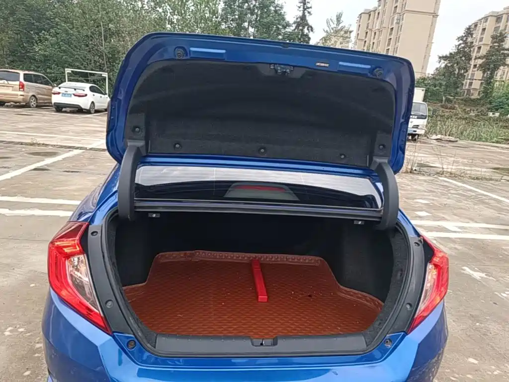 Honda Civic — фото 19