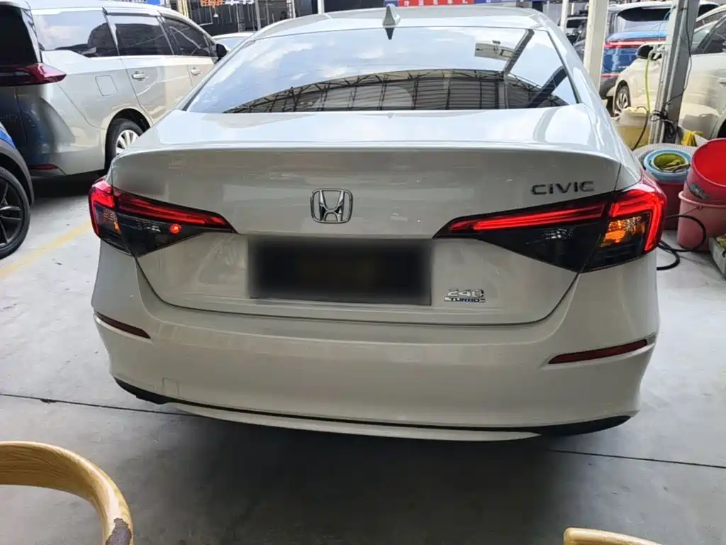 Honda Civic — фото 6