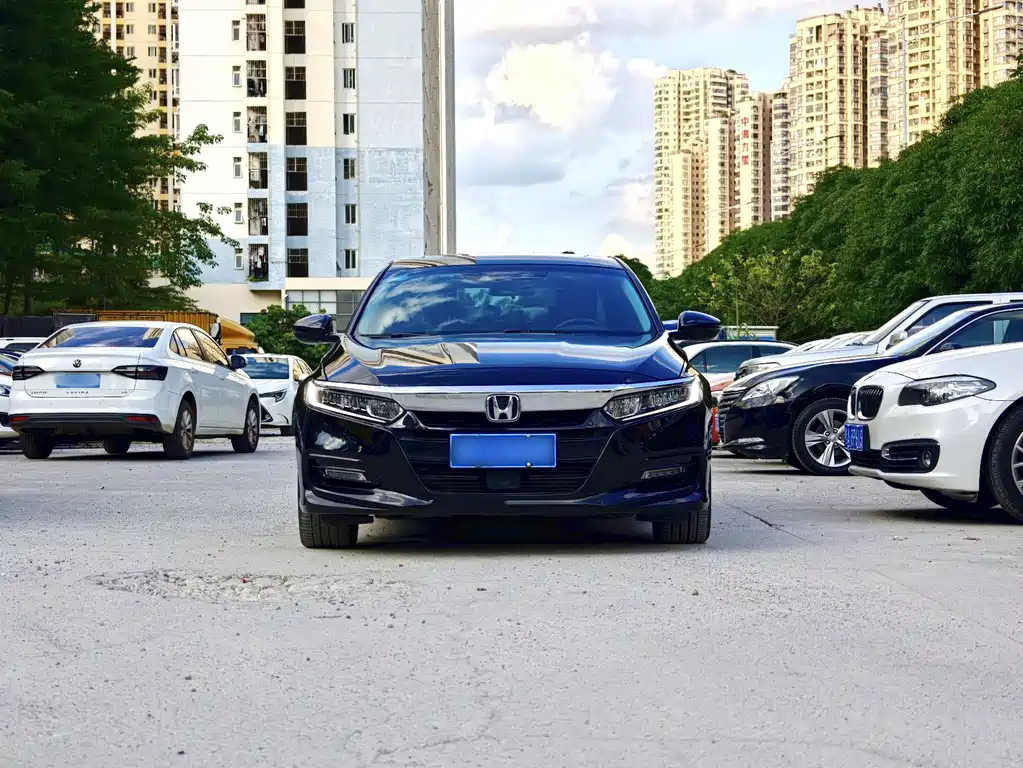 Honda Accord — фото 2