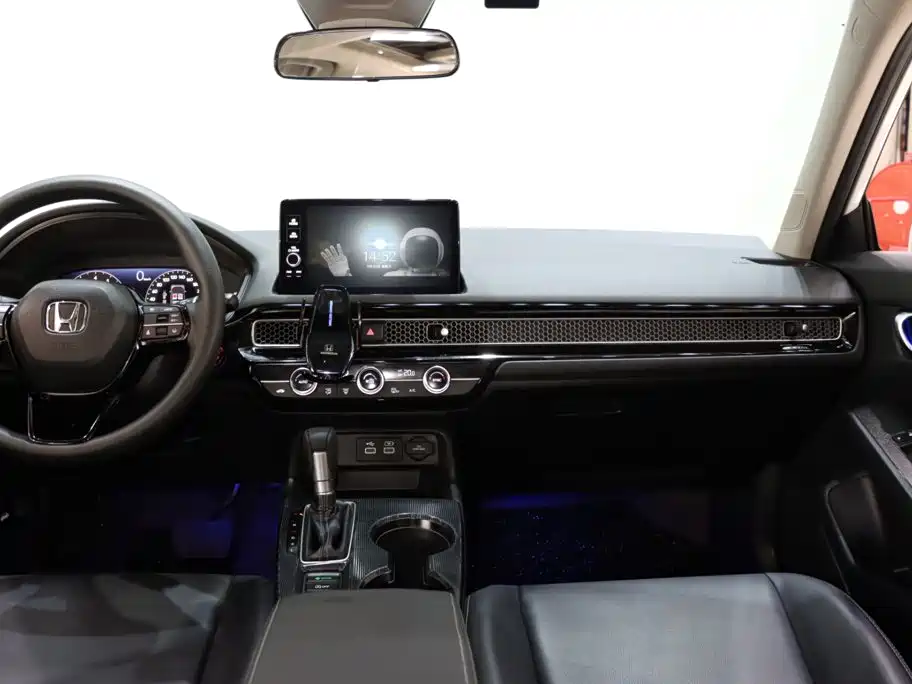Honda Civic — фото 13