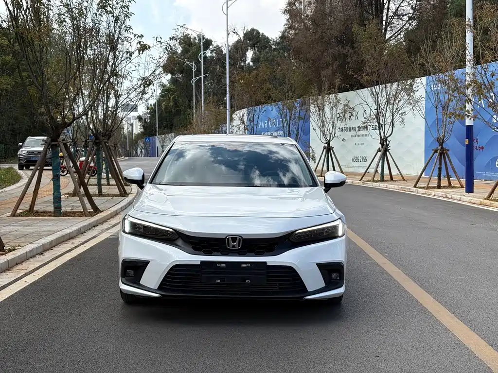 Honda Civic — фото 2