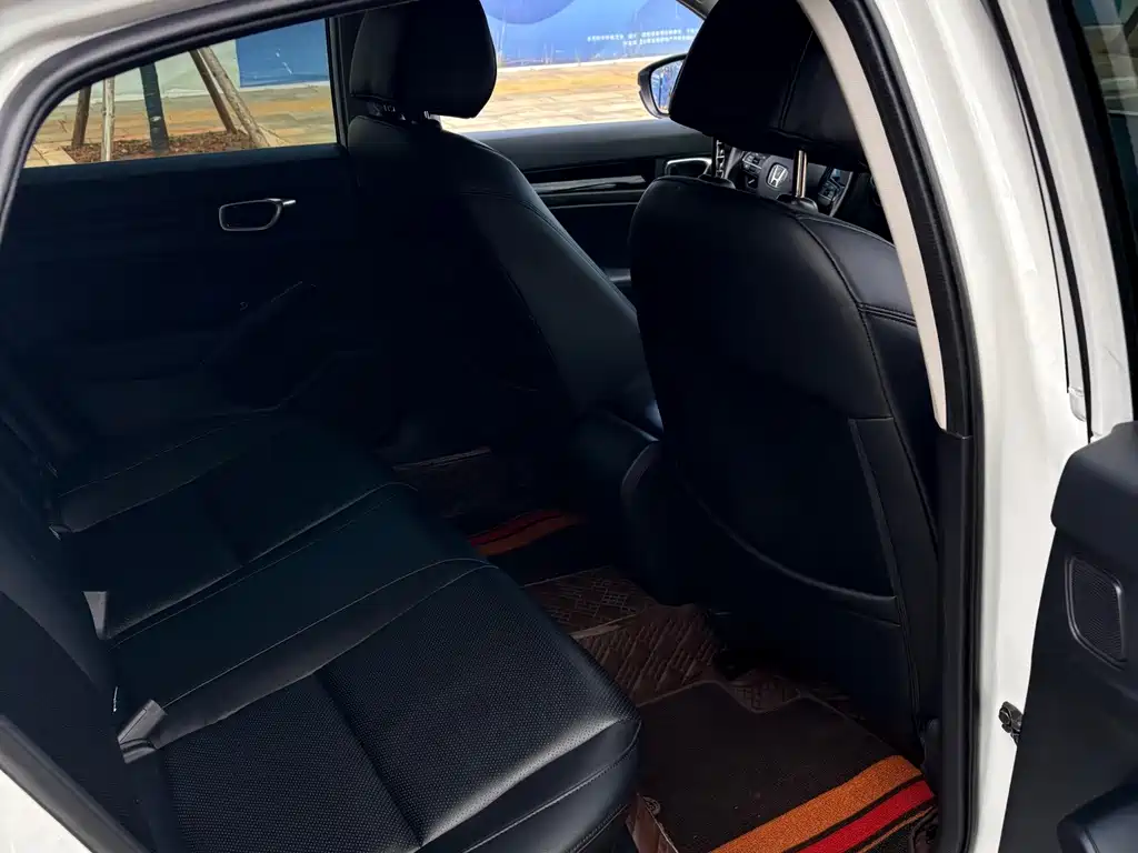 Honda Civic — фото 7