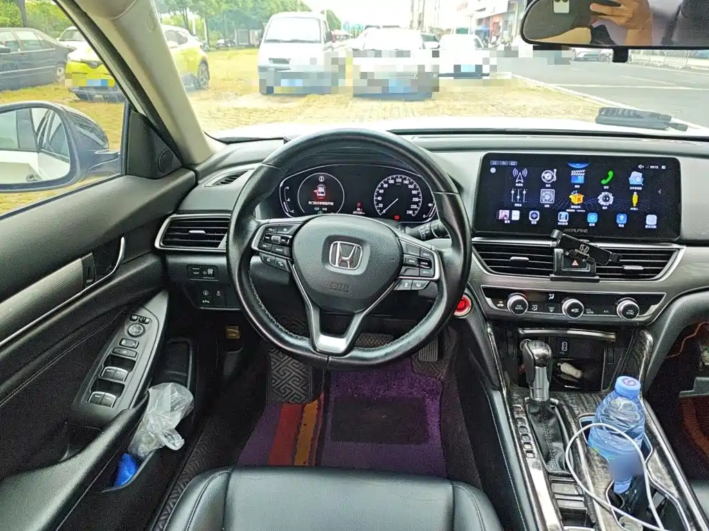 Honda Accord — фото 13