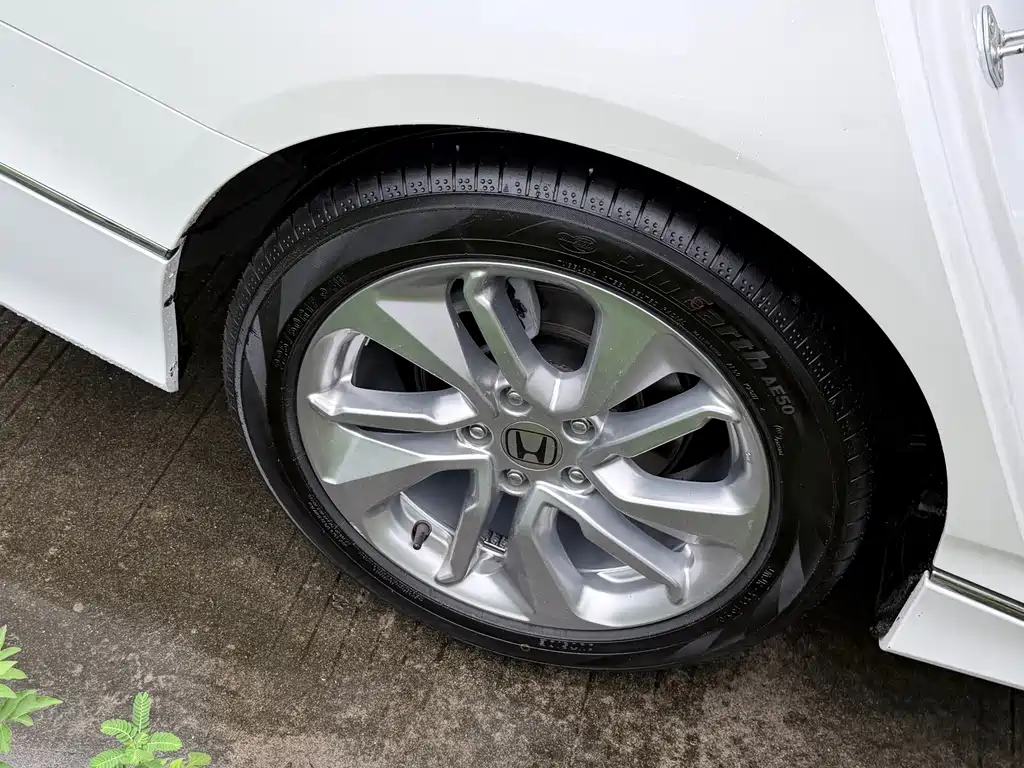 Honda Accord — фото 14