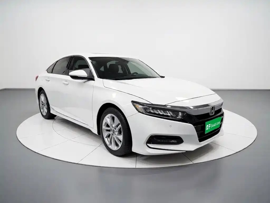 Honda Accord — фото 3