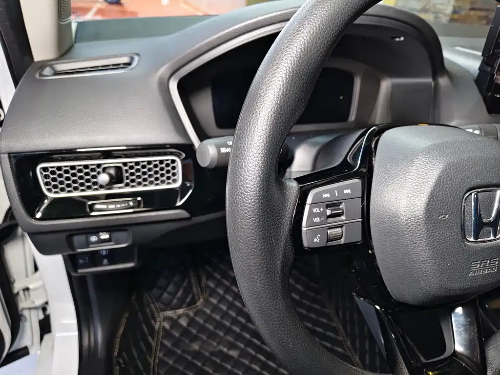 Honda Civic — фото 11