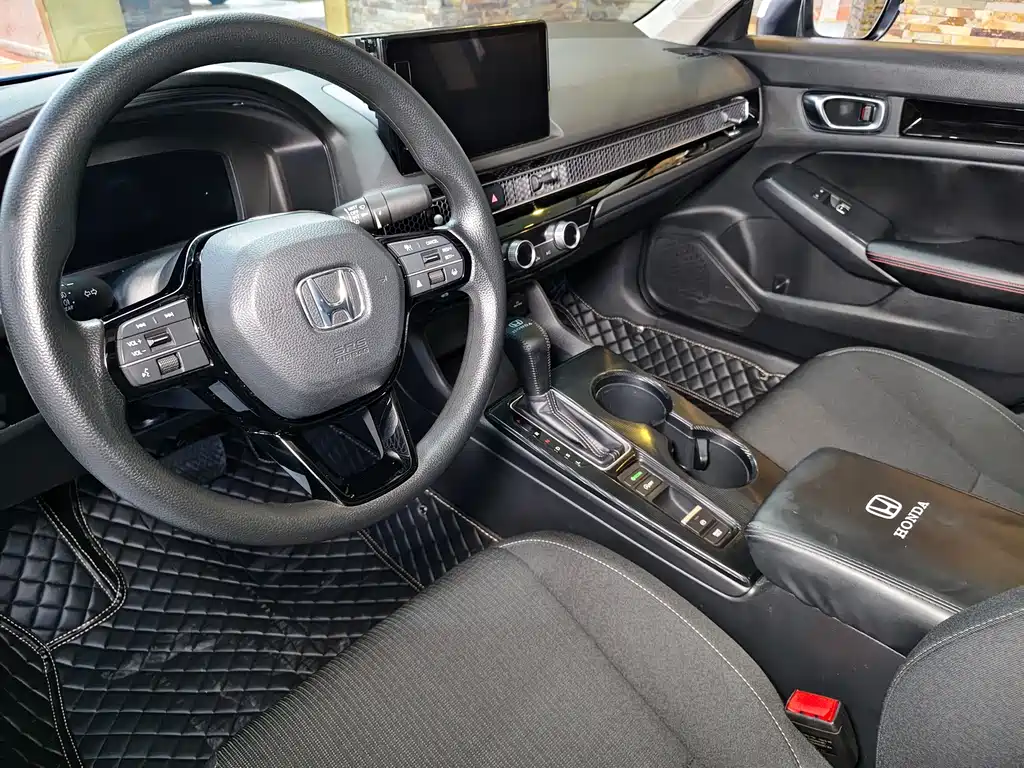 Honda Civic — фото 5