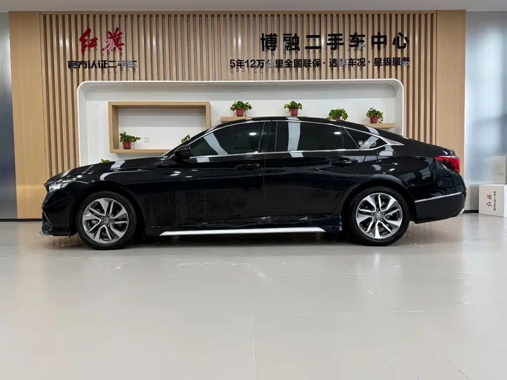 Honda Inspire — фото 2