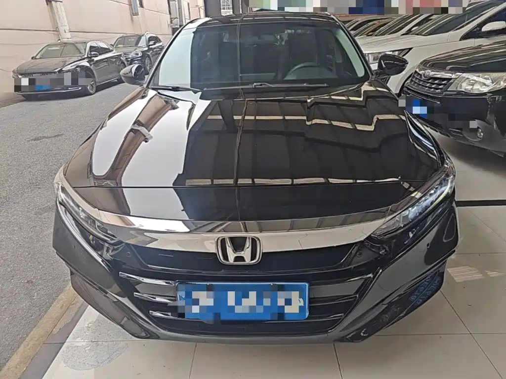 Honda Accord — фото 3
