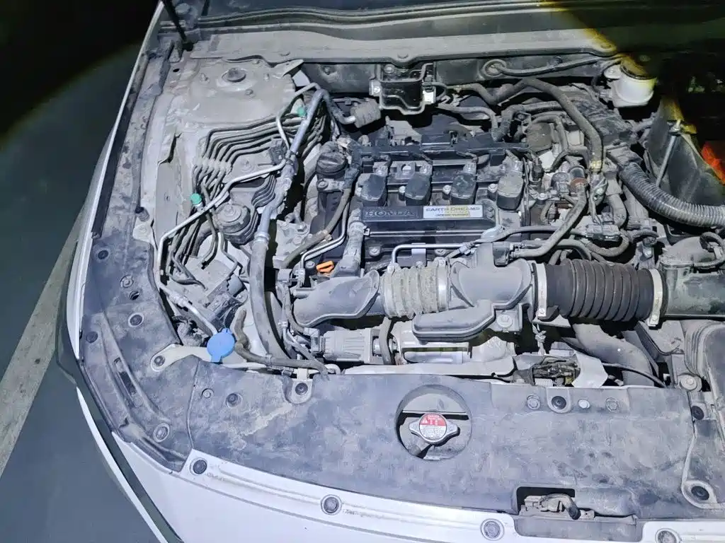 Honda Accord — фото 20