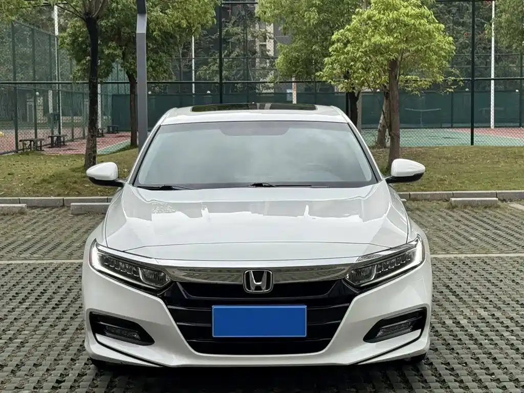 Honda Accord — фото 2