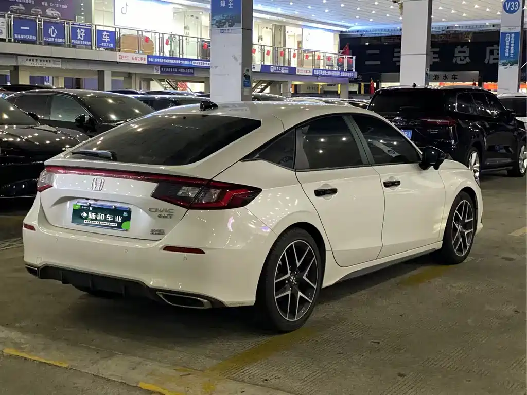 Honda Civic — фото 9