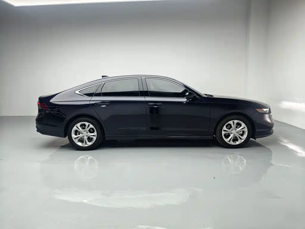 Honda Accord — фото 14