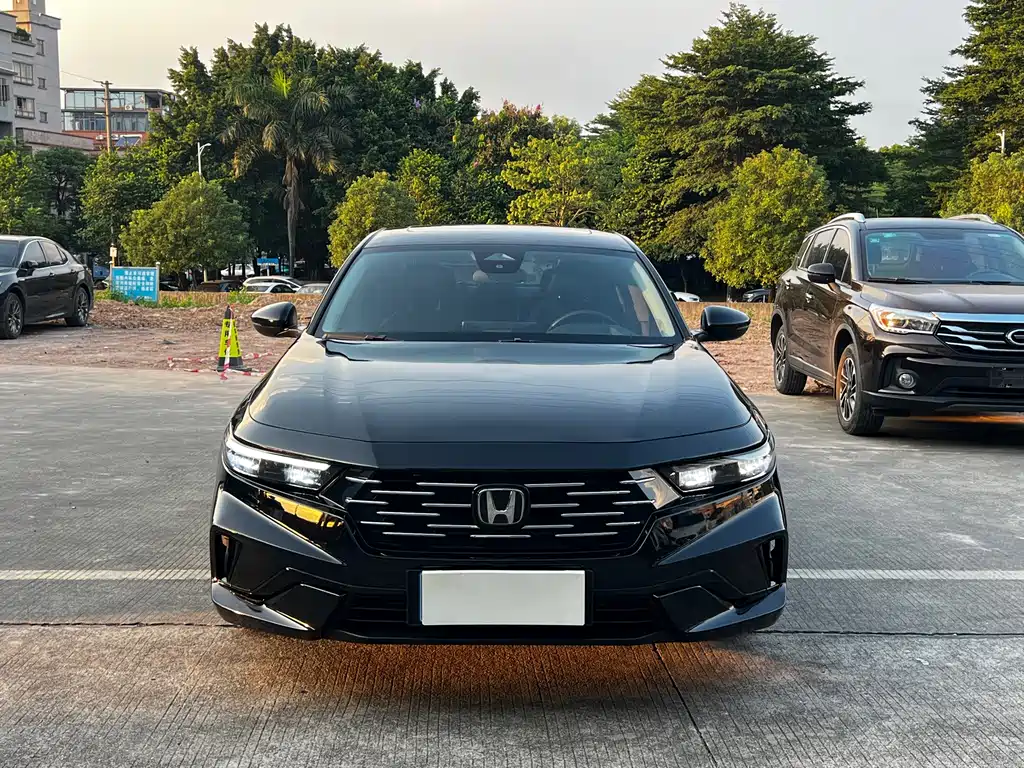 Honda Accord — фото 2