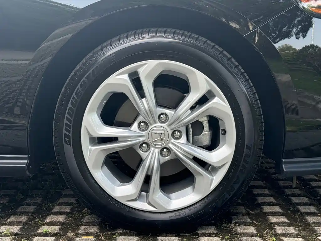 Honda Accord — фото 17