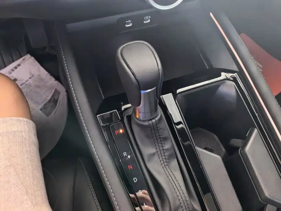 Honda Accord — фото 16