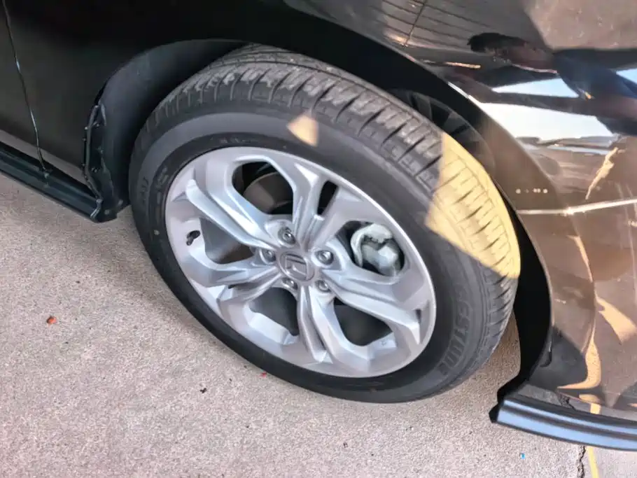 Honda Accord — фото 6