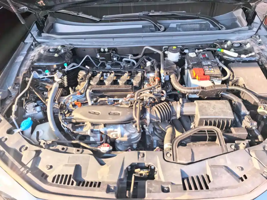 Honda Accord — фото 10
