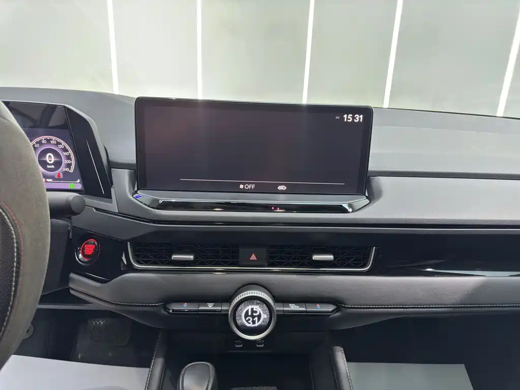 Honda Inspire — фото 11