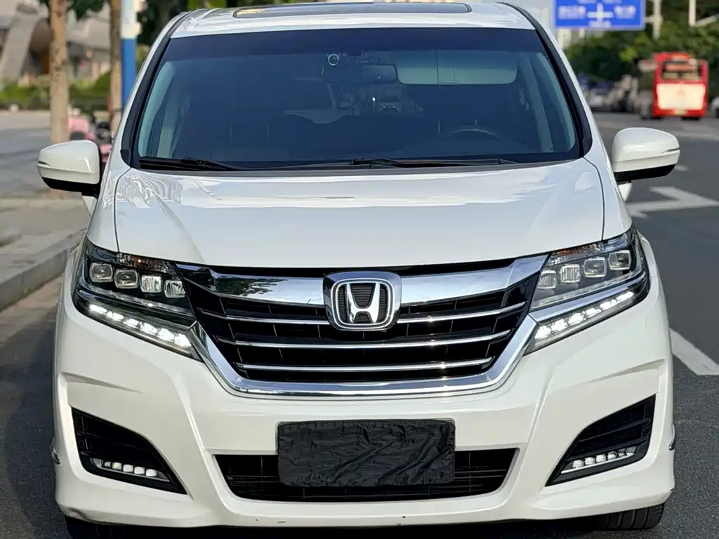 Honda Elysion — фото 2