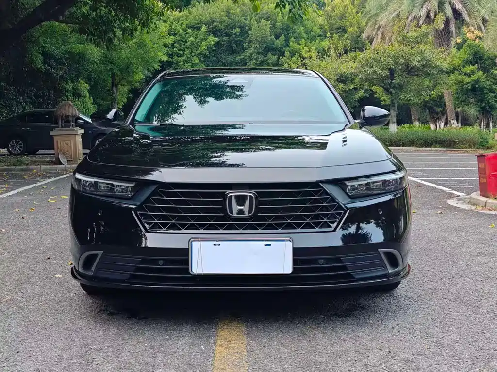 Honda Accord — фото 2