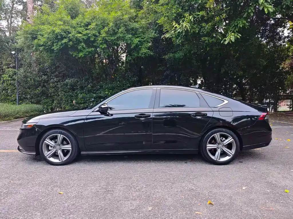 Honda Accord — фото 14