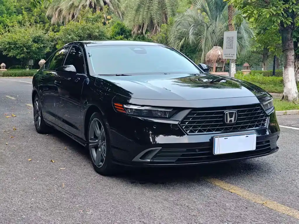 Honda Accord — фото 3