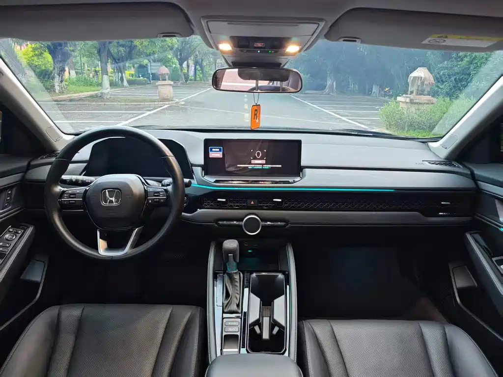 Honda Accord — фото 5