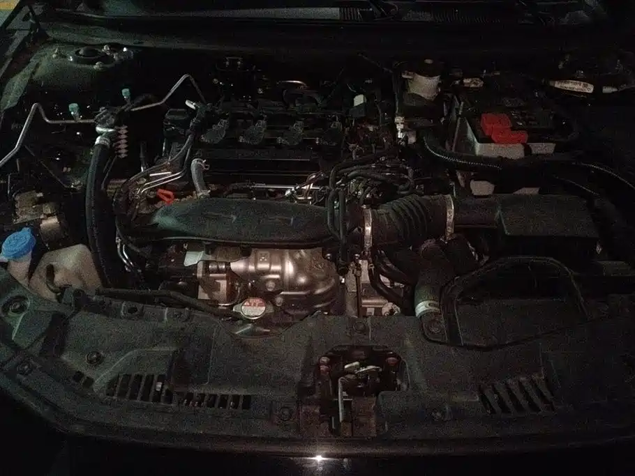 Honda Accord — фото 10
