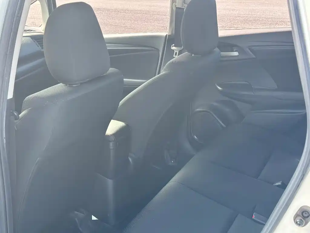 Honda Fit — фото 6