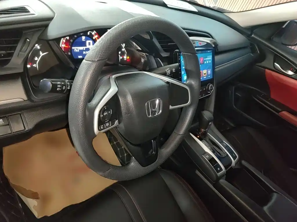 Honda Civic — фото 11
