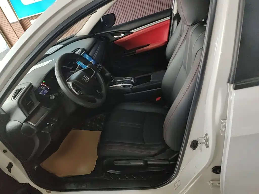 Honda Civic — фото 15