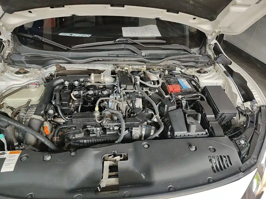 Honda Civic — фото 20