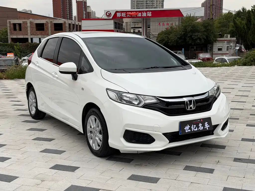 Honda Fit — фото 3