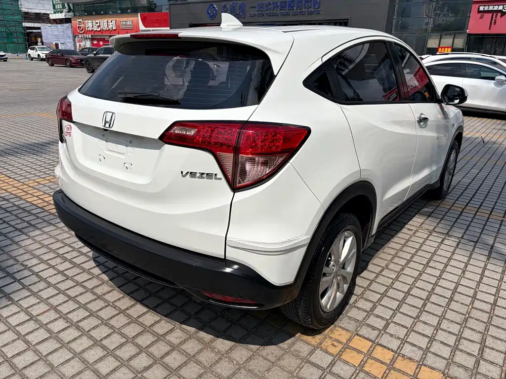 Honda Vezel — фото 20