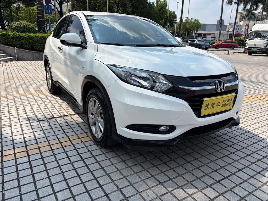 Honda Vezel — фото 3