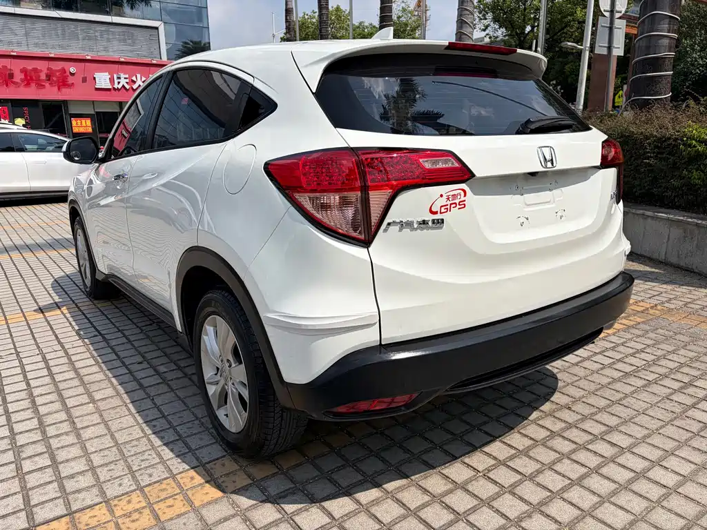 Honda Vezel — фото 22