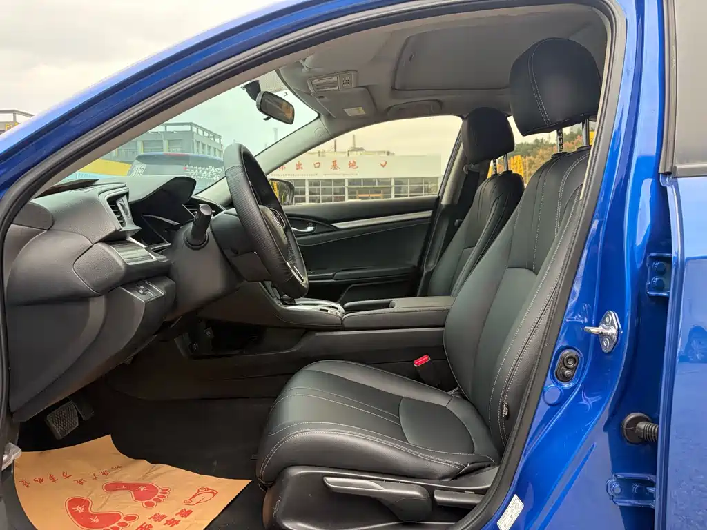 Honda Civic — фото 8