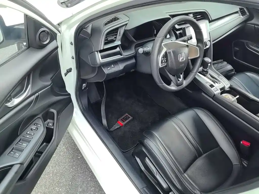 Honda Civic — фото 16
