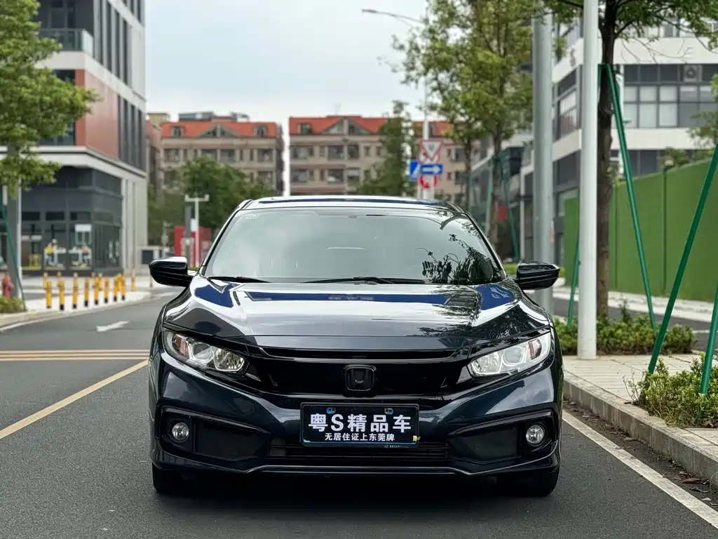 Honda Civic — фото 2