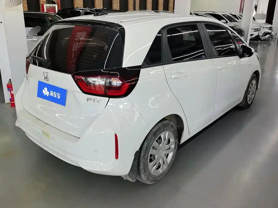 Honda Fit — фото 3
