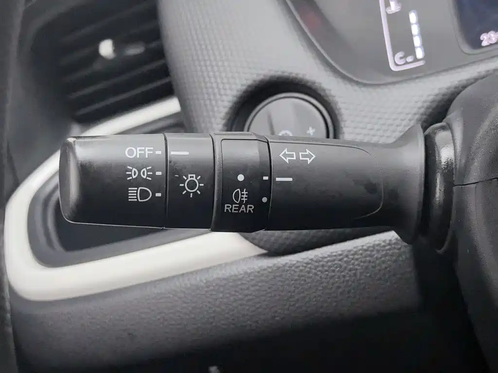 Honda Fit — фото 21