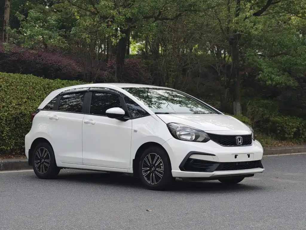 Honda Fit — фото 4