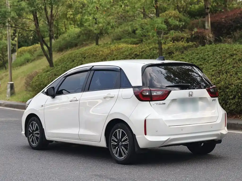 Honda Fit — фото 6