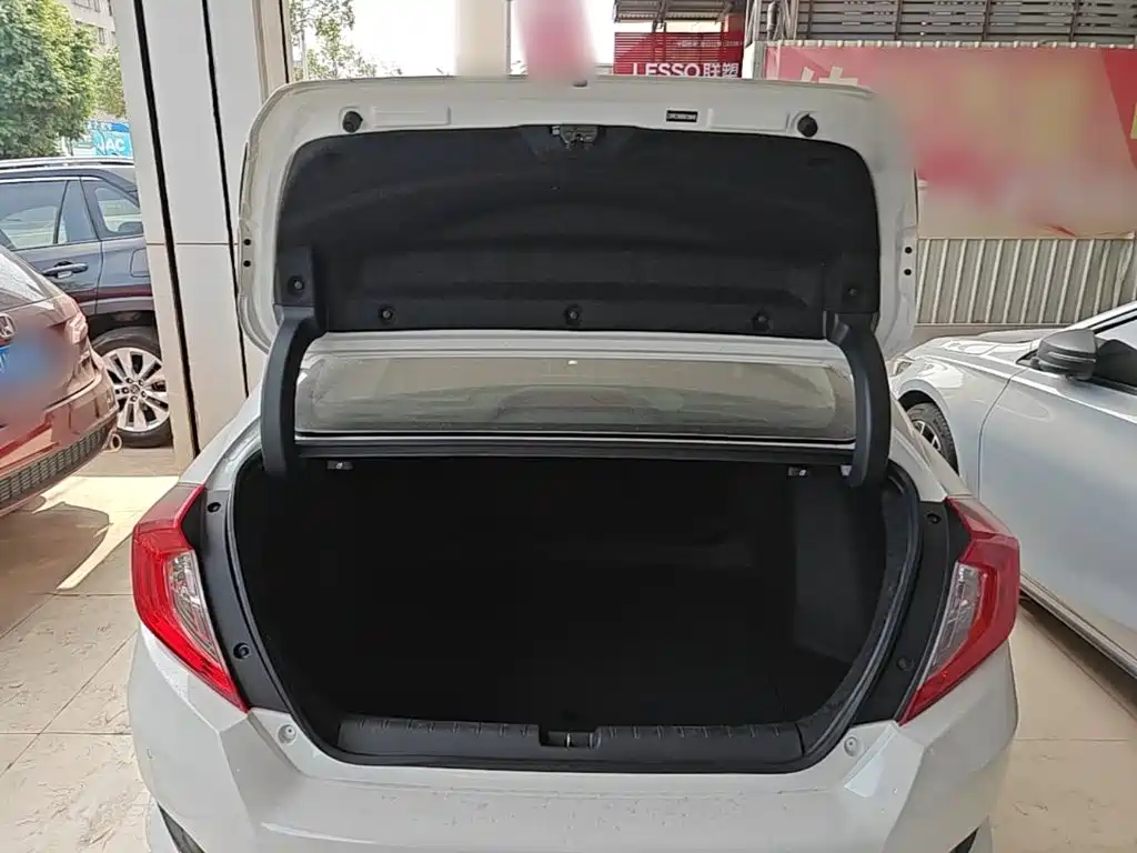 Honda Civic — фото 19