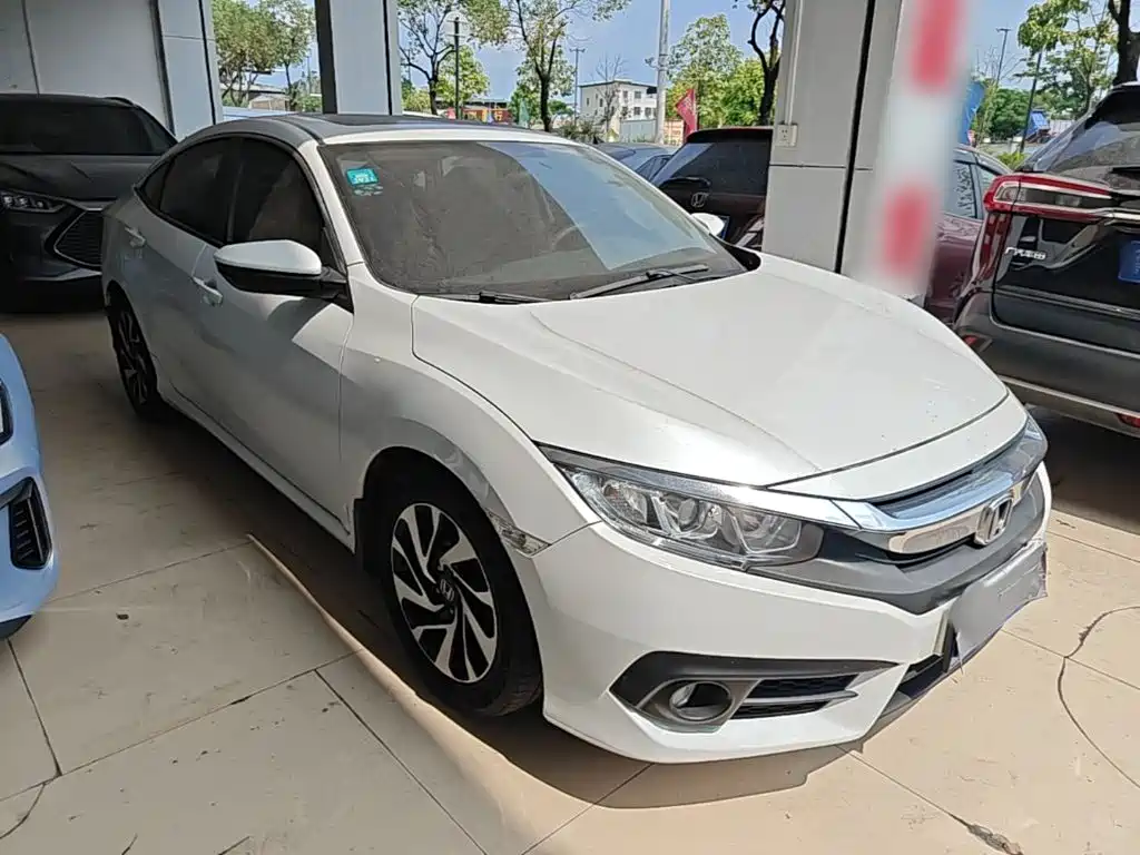 Honda Civic — фото 4