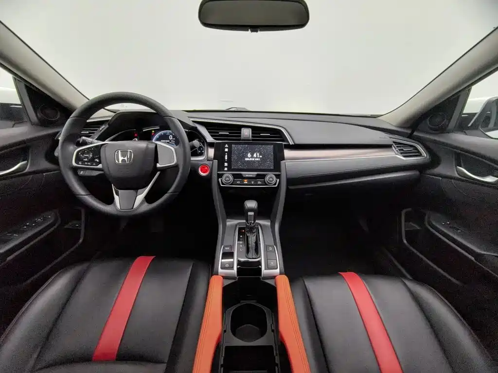 Honda Civic — фото 5