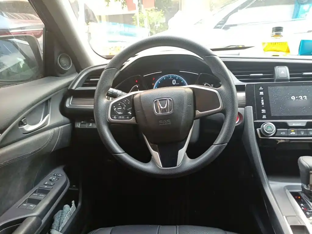 Honda Civic — фото 11