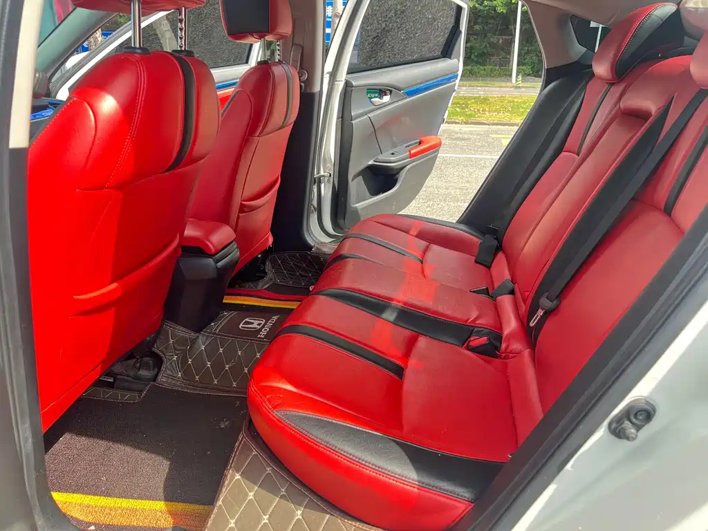 Honda Civic — фото 6