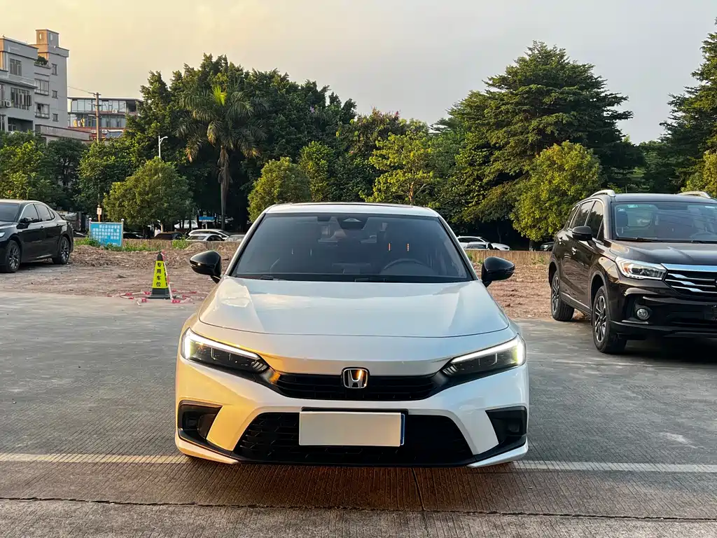 Honda Civic — фото 2